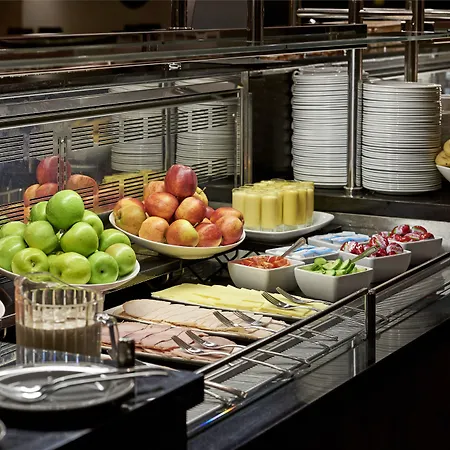 Hilton London Watford-3