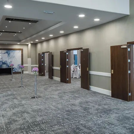 Hilton London Watford-2
