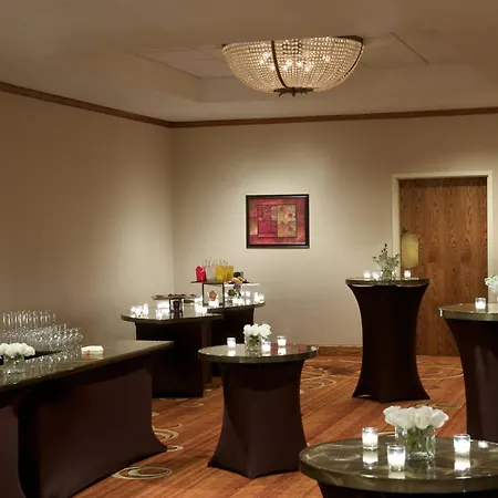Sheraton Minneapolis West Hotel-3