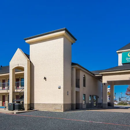 Quality Inn & Suites Weatherford-2