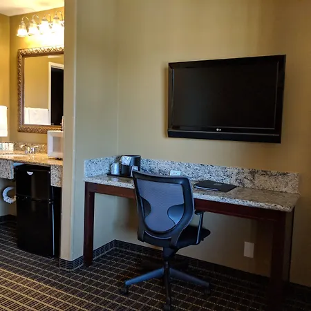 Quality Inn & Suites Westminster Seal Beach-2