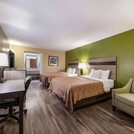 Quality Inn & Suites Garland - East Dallas-2