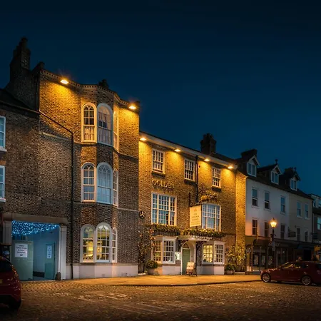The Golden Fleece Hotel, Thirsk, North Yorkshire - The Coaching Inn Group-2