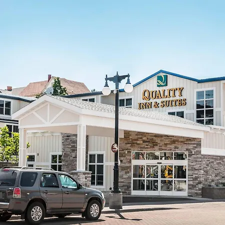 Quality Inn & Suites Houghton Downtown-3