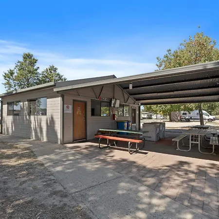 Wodonga Holiday Park-2
