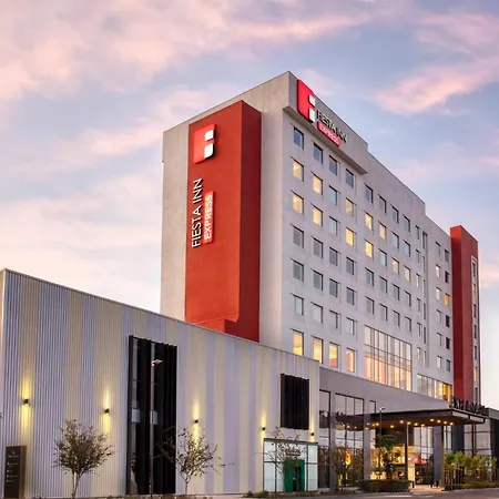 Fiesta Inn Express Puebla Explanada-3