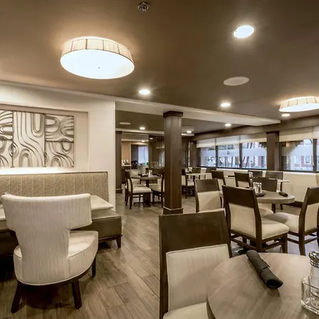 Doubletree By Hilton Montgomery Downtown-3