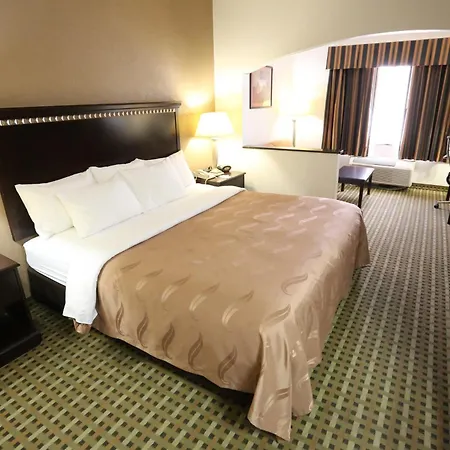 Quality Suites Burleson - Ft Worth-2