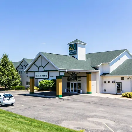 Quality Inn & Suites Stoughton - Madison South-2