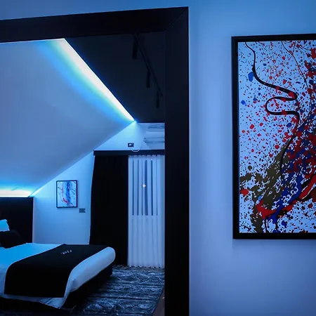 Dark Boutique Hotel-2