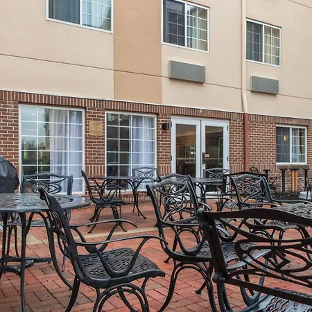 Mainstay Suites Pittsburgh Airport-2