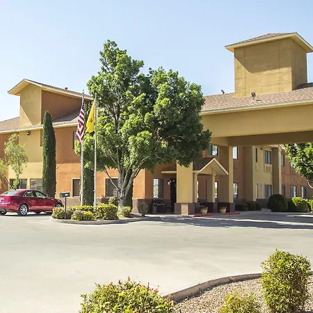 Quality Inn & Suites Artesia-2