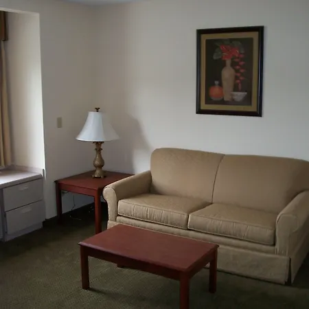 Quality Inn & Suites Prestonsburg Next To Mountain Arts Center-2