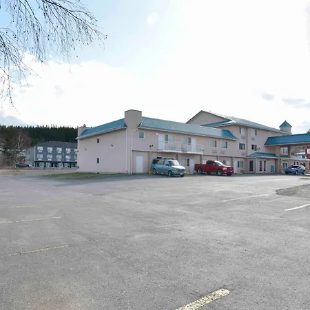 Ramada Limited 100 Mile House-2