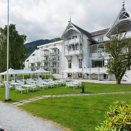 Thon Hotel Sandven-3