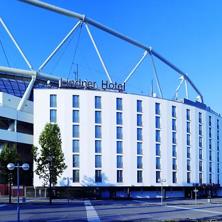 The Curve Hotel Bayarena-3