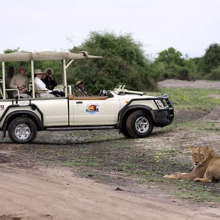 Cresta Mowana Safari Resort & Spa-2