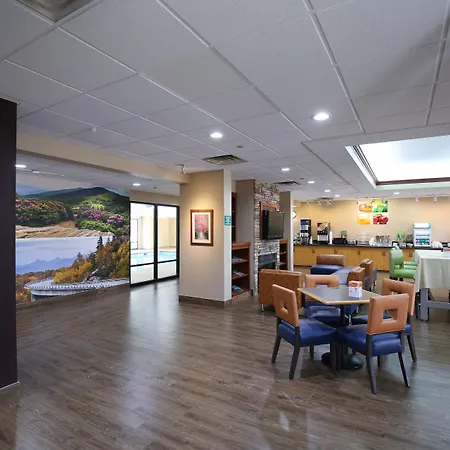 Quality Inn & Suites Boone - University Area-2