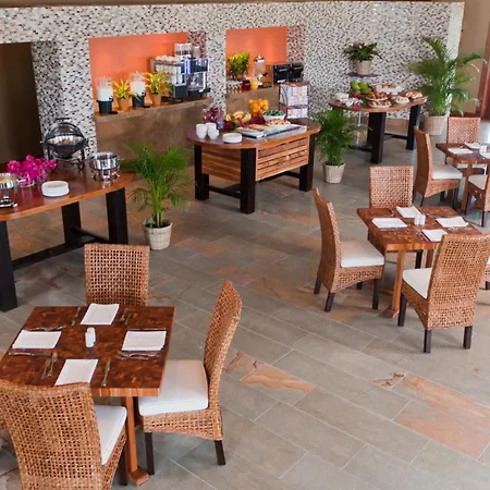 Pelican Bay Hotel-2