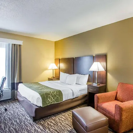 Comfort Suites Lebanon-3