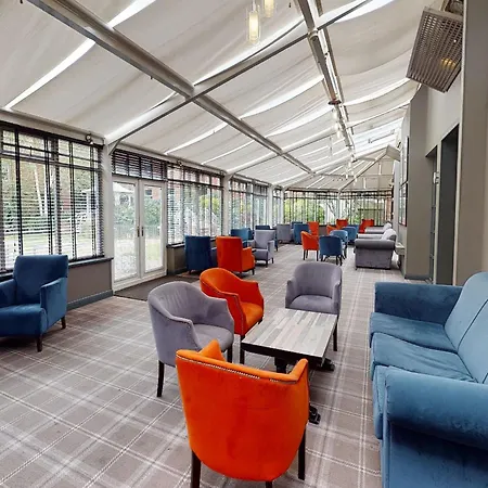 Village Hotel Chester St David'S-2