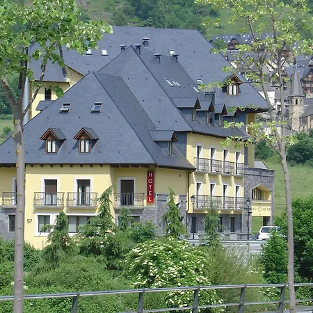 Hotel Spa Acevi Val D'Aran-3