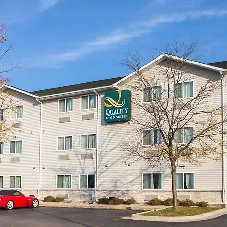 Quality Inn & Suites Loves Park Near Rockford-2