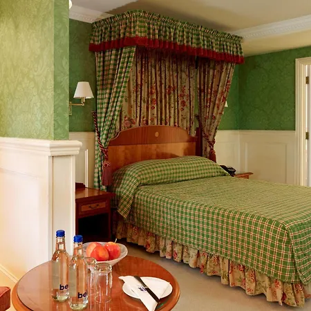 Marygreen Manor-2