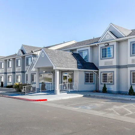 Quality Inn & Suites Elko-2