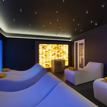 Vip'S Motel Luxury Accommodation & Spa-2