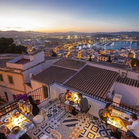 Hotel La Torre Del Canonigo - Small Luxury Hotels-3