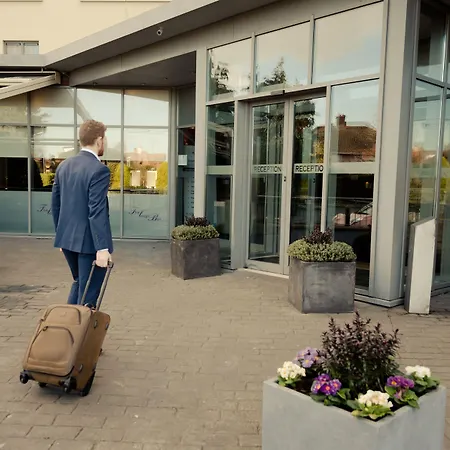Rochestown Lodge Hotel-2