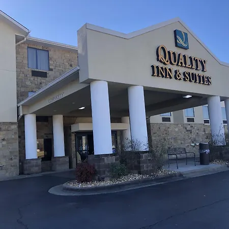 Quality Inn & Suites Malvern-2