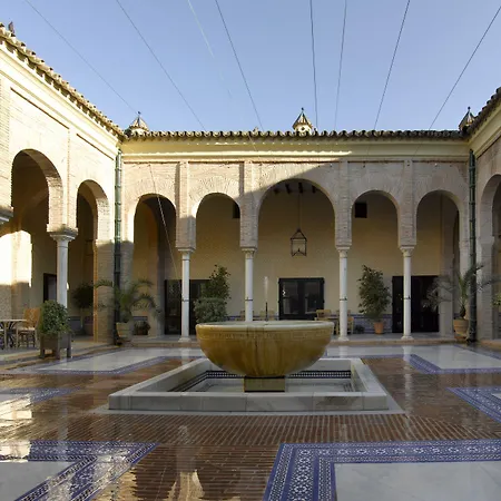 Parador De Carmona-3