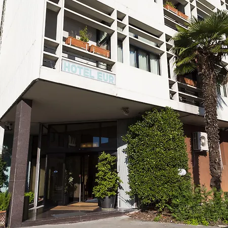 iH Hotels Milano Eur - Trezzano sul Naviglio-3
