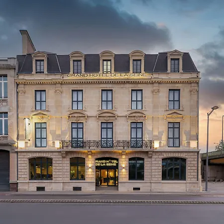 Kyriad Rouen Centre-2