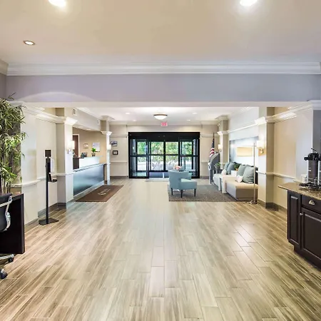 Sleep Inn & Suites Dunmore-2