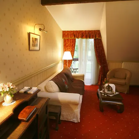 Private Farm House At Paedaste Manor-2