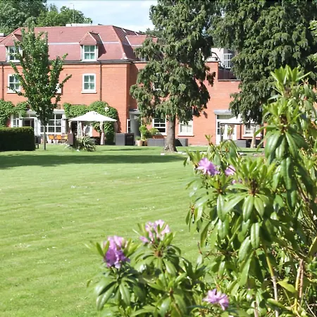 The Pinewood Hotel-3