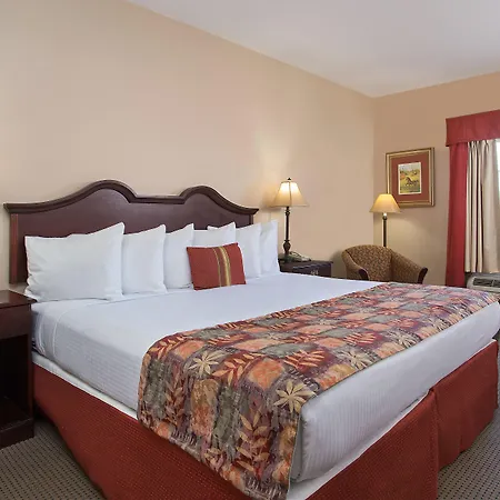 Comfort Inn & Suites Shelbyville-2