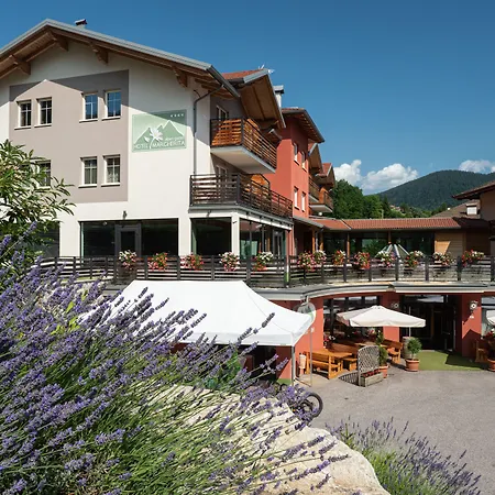Alpen Garten Hotel Margherita-2