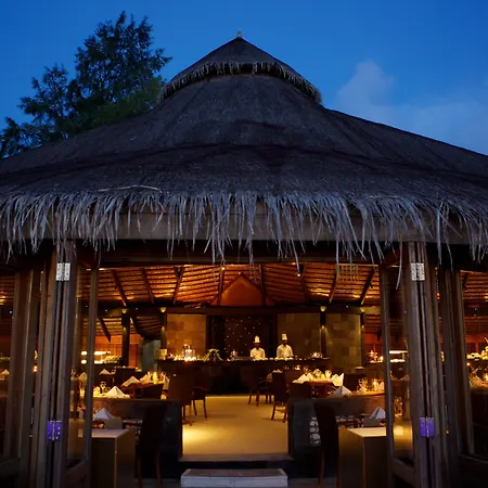 Komandoo Island Resort & Spa (Adults Only)-3