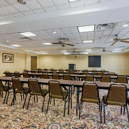 Comfort Suites Savannah North-2