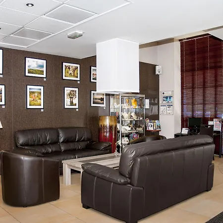Best Western Plus Hôtel Colbert-3