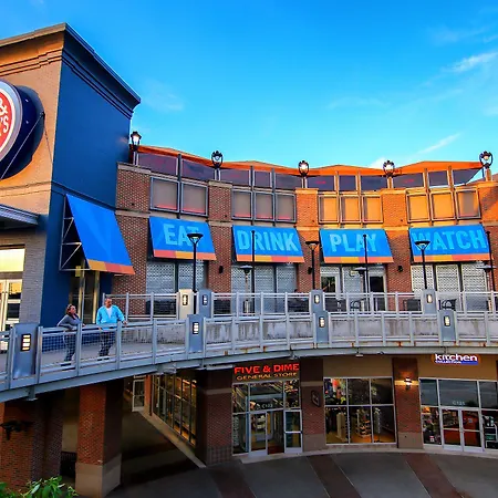 Comfort Suites Speedway - Kansas City-2