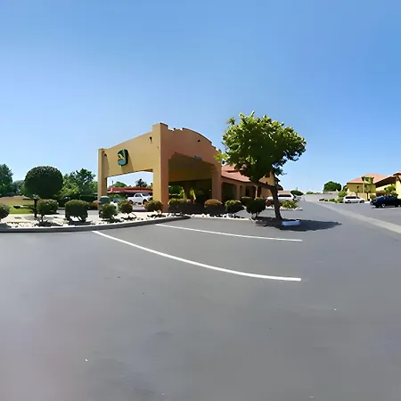 Quality Inn & Suites Gilroy-3