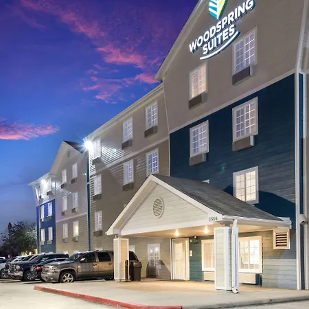 Woodspring Suites Houston La Porte-2