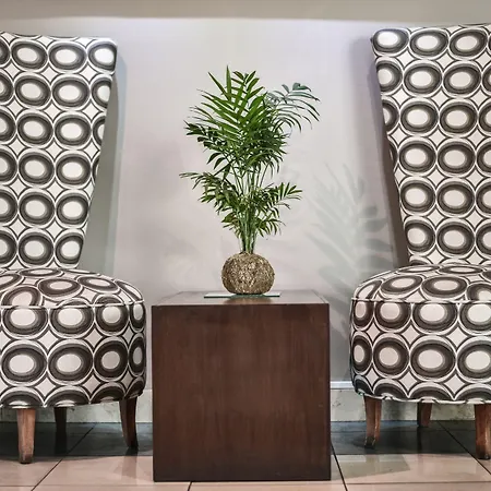 Portal Plaza Suites-2