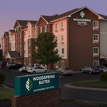 Woodspring Suites Kansas City Lenexa-2
