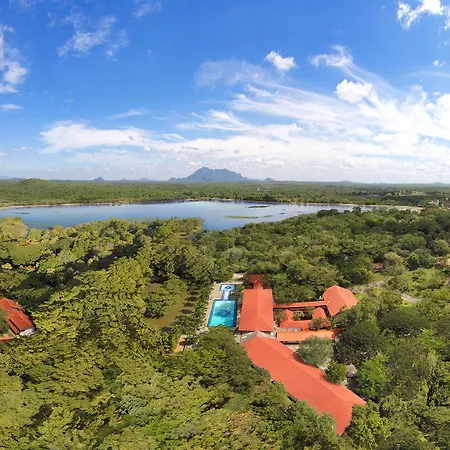 Cinnamon Lodge Habarana-3